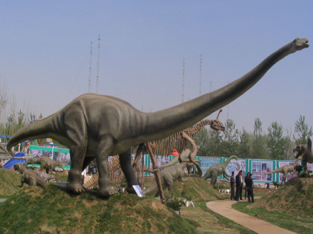 馬門溪龍——世界恐龍大家族里脖子最長的恐龍